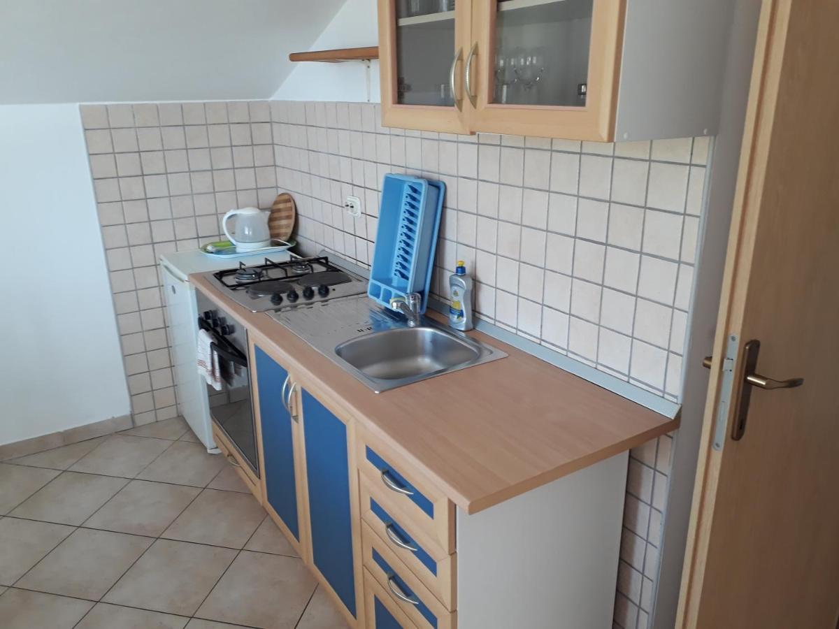 Apartment Ivana Viganj Bagian luar foto
